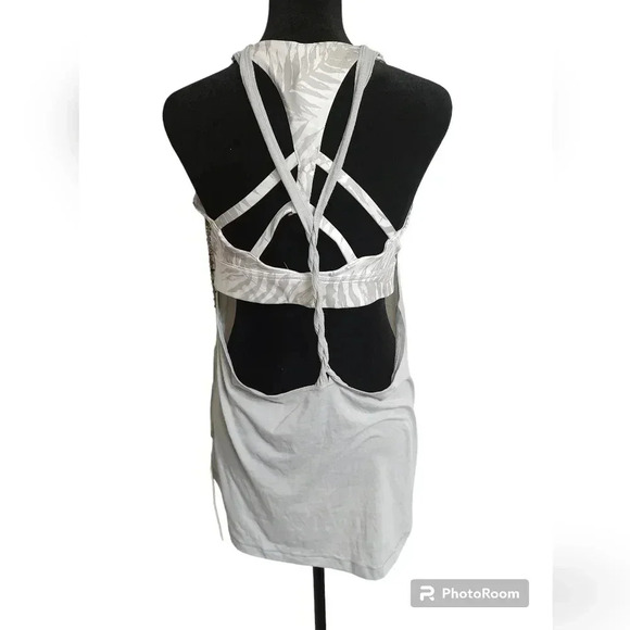 NWT Lululemon twist and toil tank - Picture 1 of 5